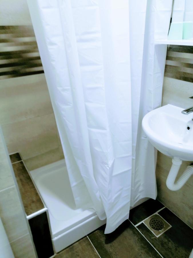 Zpula Center Studio Apartments エクステリア 写真