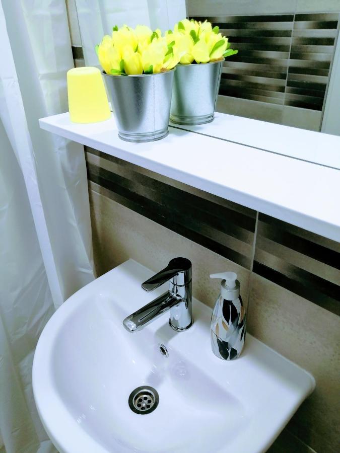 Zpula Center Studio Apartments エクステリア 写真