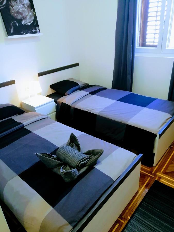 Zpula Center Studio Apartments エクステリア 写真