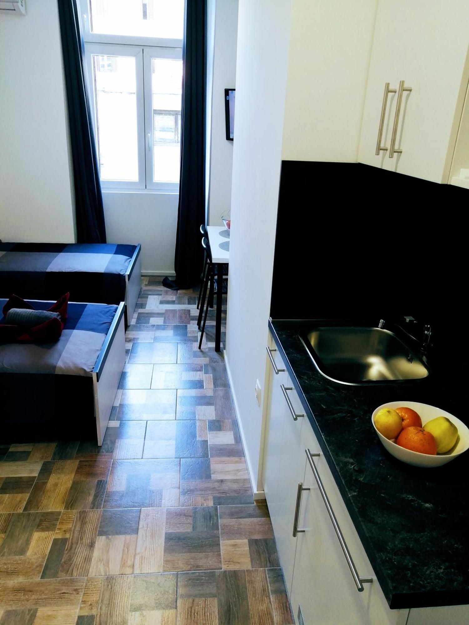 Zpula Center Studio Apartments エクステリア 写真